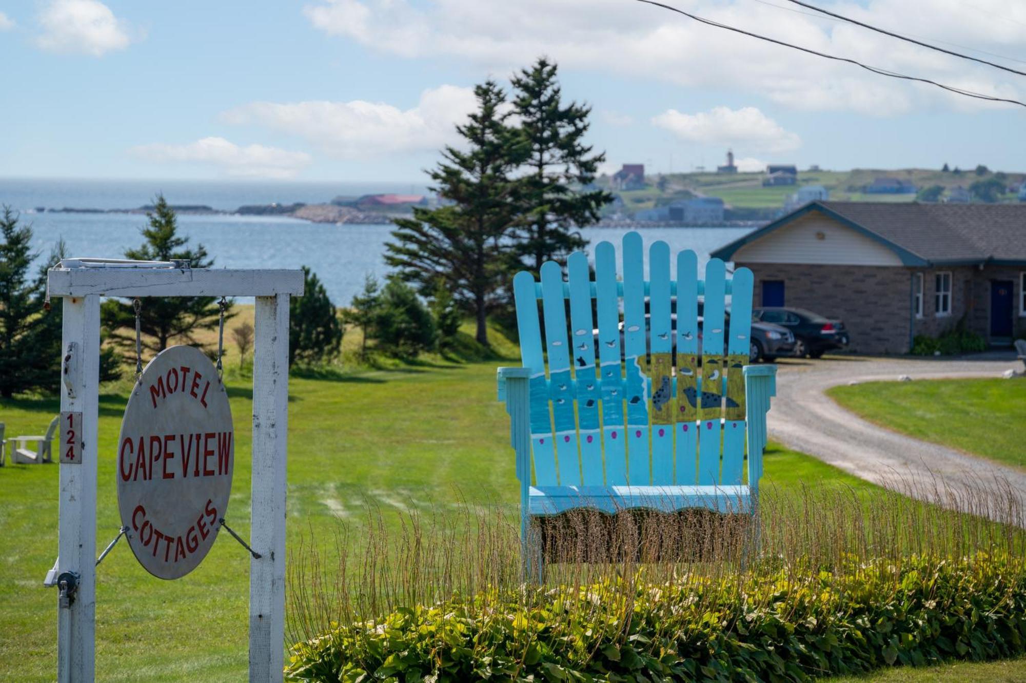 Cape View Motel & Cottages Mavilette Extérieur photo